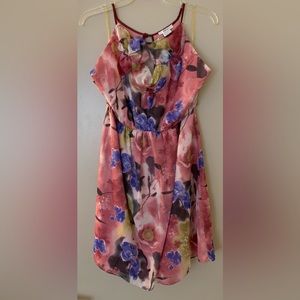 Esley. Floral halter.